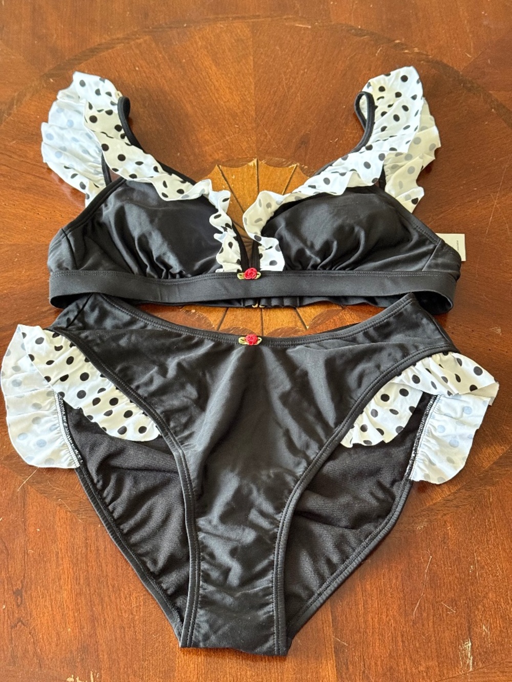 NWOT Betsey Johnson Black Polka Dot Bikini Set